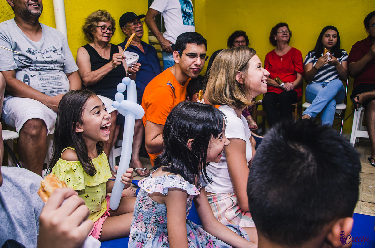 Fotografia de Aniversário infantil em mauá, são paulo, aniversário de três anos, festa animada com mágico e palhaço, fotografia espontânea de aniversário com tema Dragon Ball Z. 