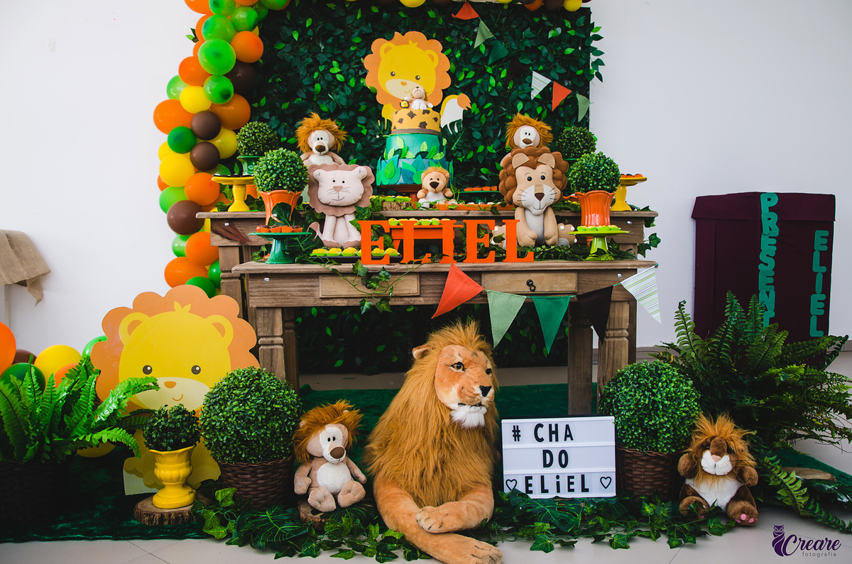 fotografia de chá de fraldas, decoração e eventos. tema safari. fotografia espontânea, de família. gestante. 