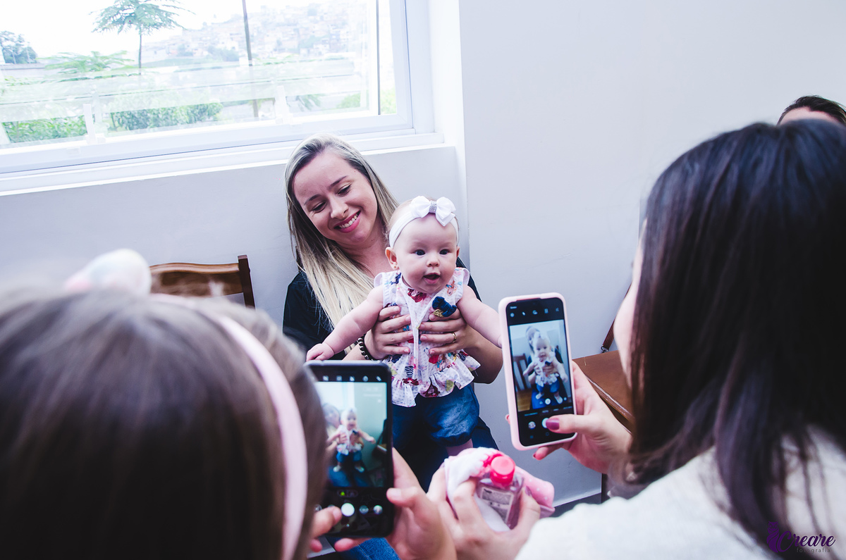 fotografia de chá de fraldas, decoração e eventos. tema safari. fotografia espontânea, de família. gestante. 