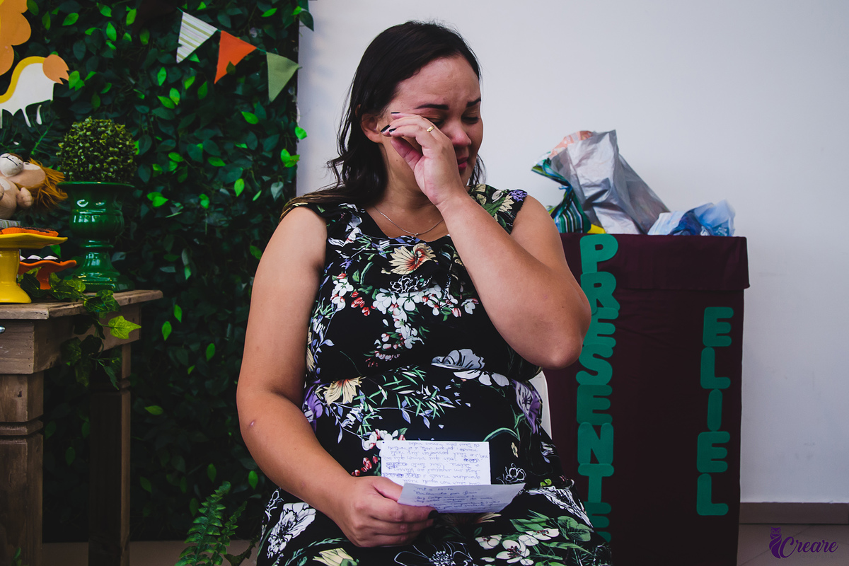 fotografia de chá de fraldas, decoração e eventos. tema safari. fotografia espontânea, de família. gestante. 