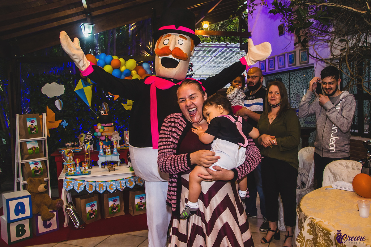 Aniversário infantil, tema mundo bita, aniversario de um ano, evento infantil em chácara. 