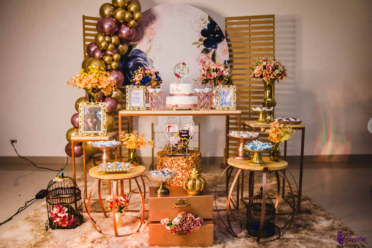 Bodas de níquel, comemoração de 54 anos de casamento de um casal de idosos. fotografia feita com a família. 