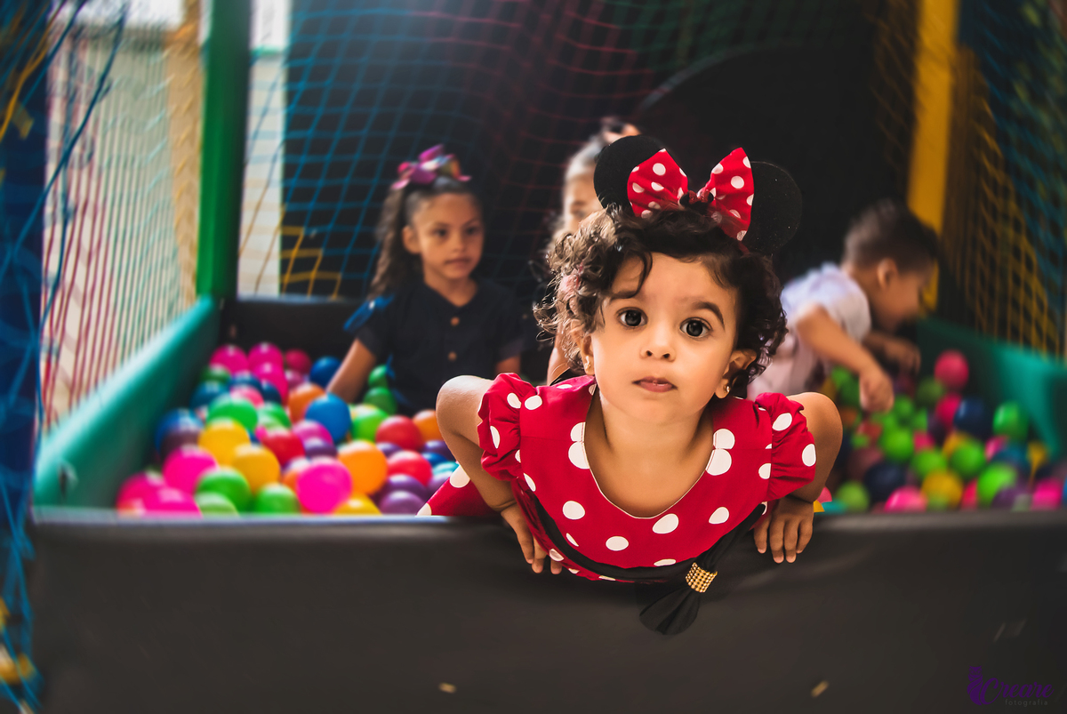 Decoração de festa infantil, aniversário de criança de 1 ano, aniversário infantil. Buffet de festa infantil.