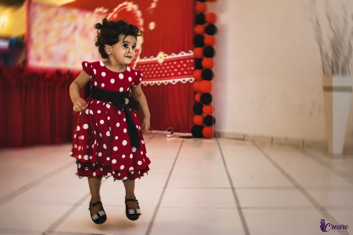 Decoração de festa infantil, aniversário de criança de 1 ano, aniversário infantil. Buffet de festa infantil.