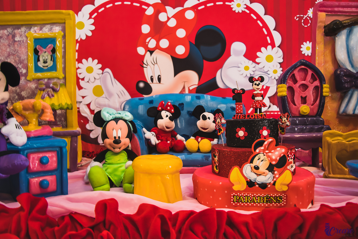 Decoração de festa infantil, aniversário de criança de 1 ano, aniversário infantil. Buffet de festa infantil.