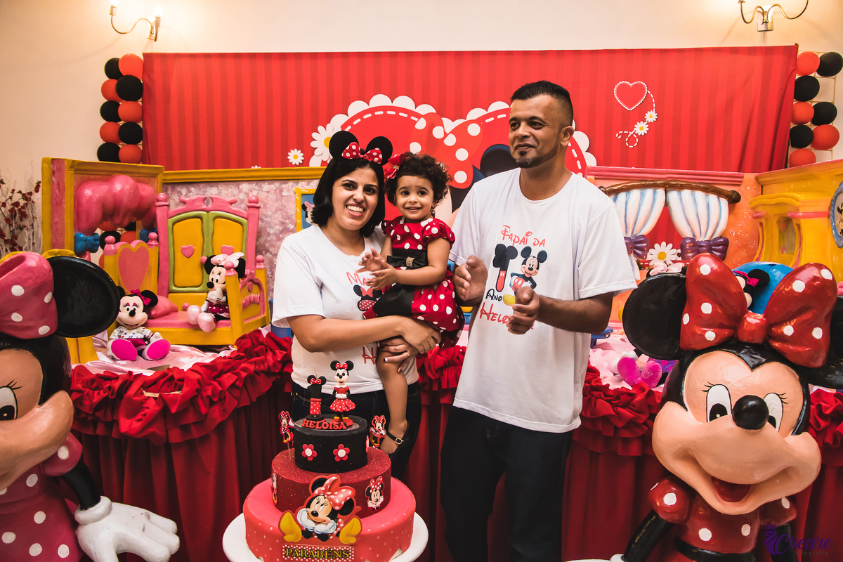 Decoração de festa infantil, aniversário de criança de 1 ano, aniversário infantil. Buffet de festa infantil.