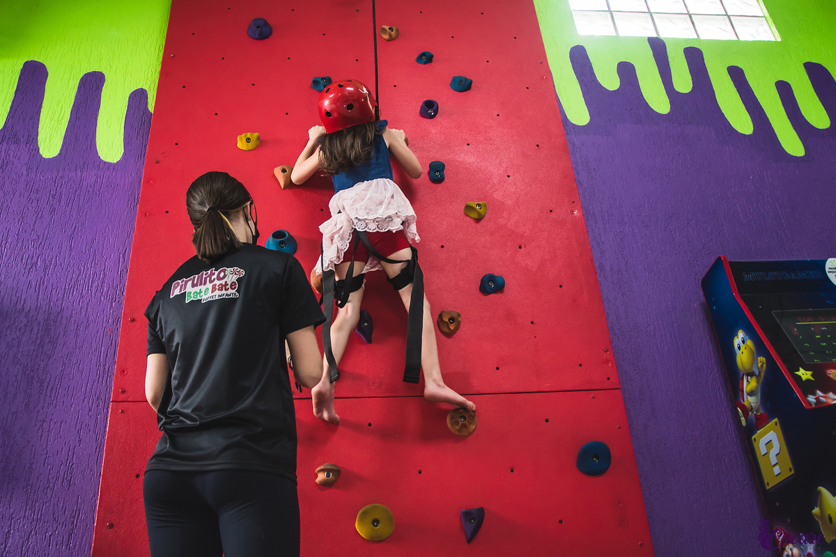 Fotografia de aniversário infantil em buffet na região de Santo André, ABC Paulista, Buffet Pirulito Bate Bate. Fotografia de aniversário Infantil.