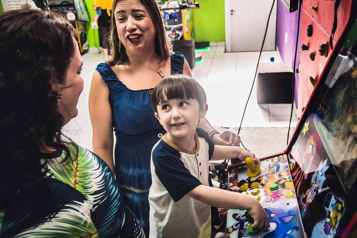Fotografia de aniversário infantil em buffet na região de Santo André, ABC Paulista, Buffet Pirulito Bate Bate. Fotografia de aniversário Infantil.