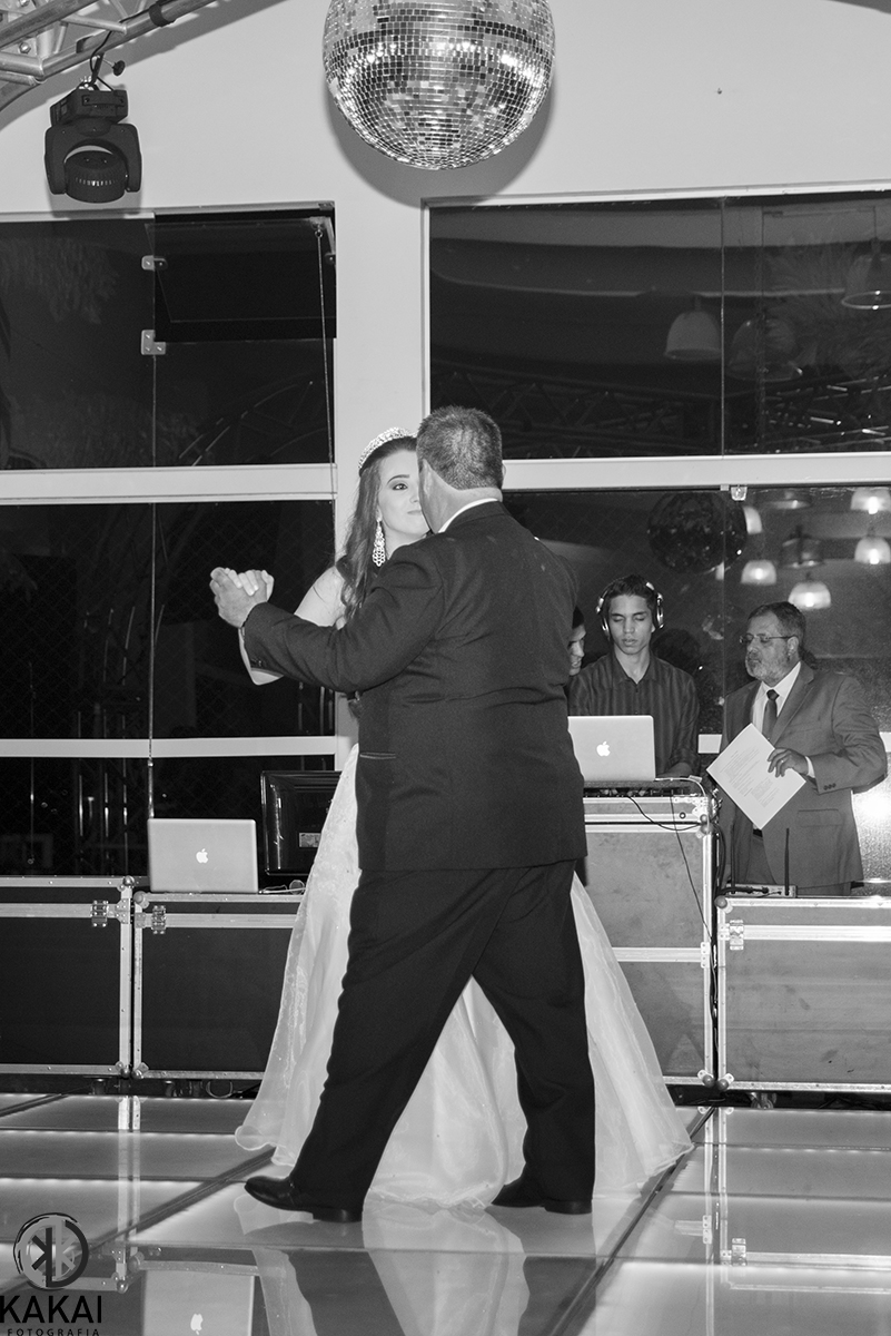 Festa de Debutante, Anivers&aacute;rio de 15 anos, Princesa, realizado por Kakai Fotografia em apoio a Saulo de Jesus Fotografia de Tayna Rebello