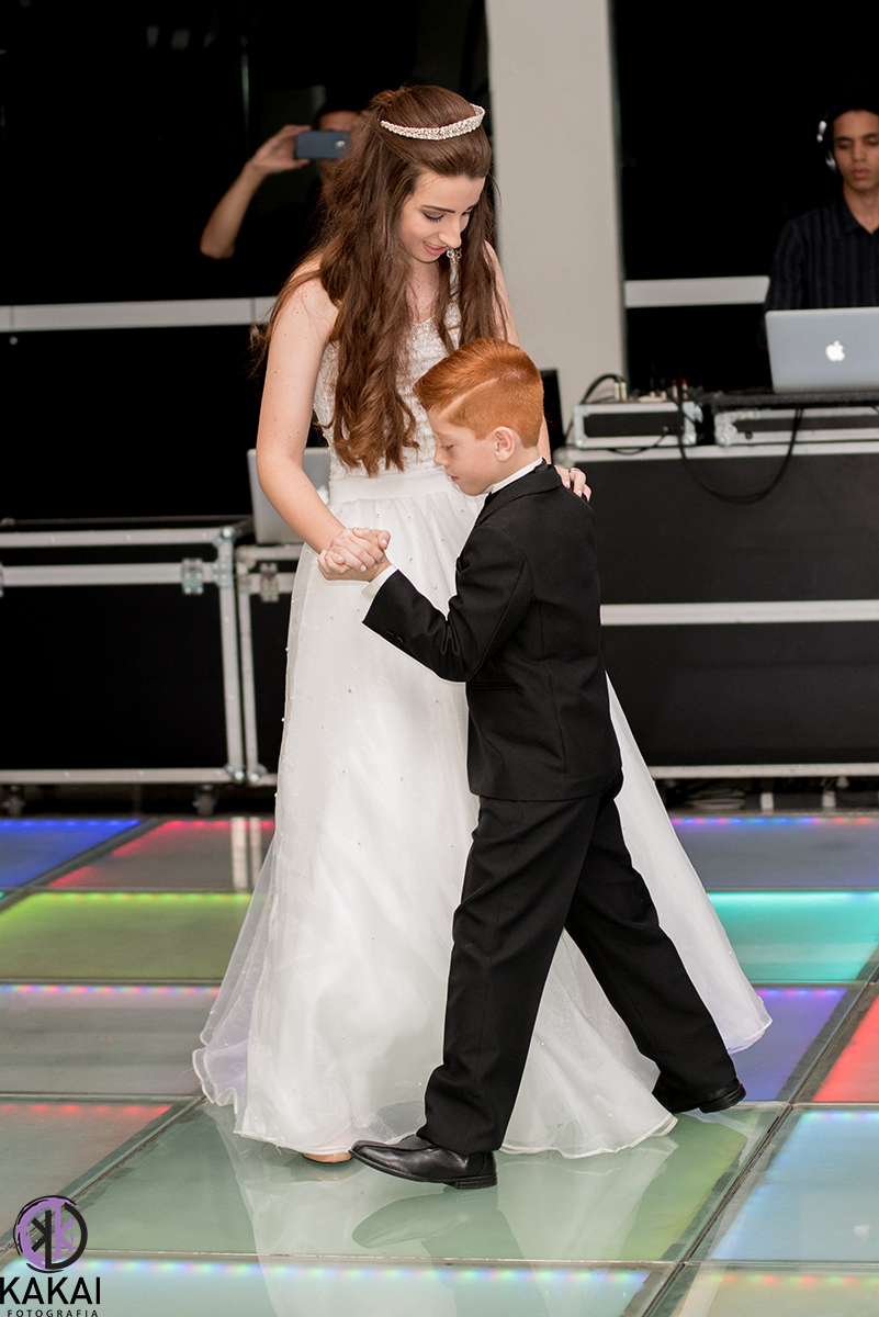 Festa de Debutante, Anivers&aacute;rio de 15 anos, Princesa, realizado por Kakai Fotografia em apoio a Saulo de Jesus Fotografia de Tayna Rebello