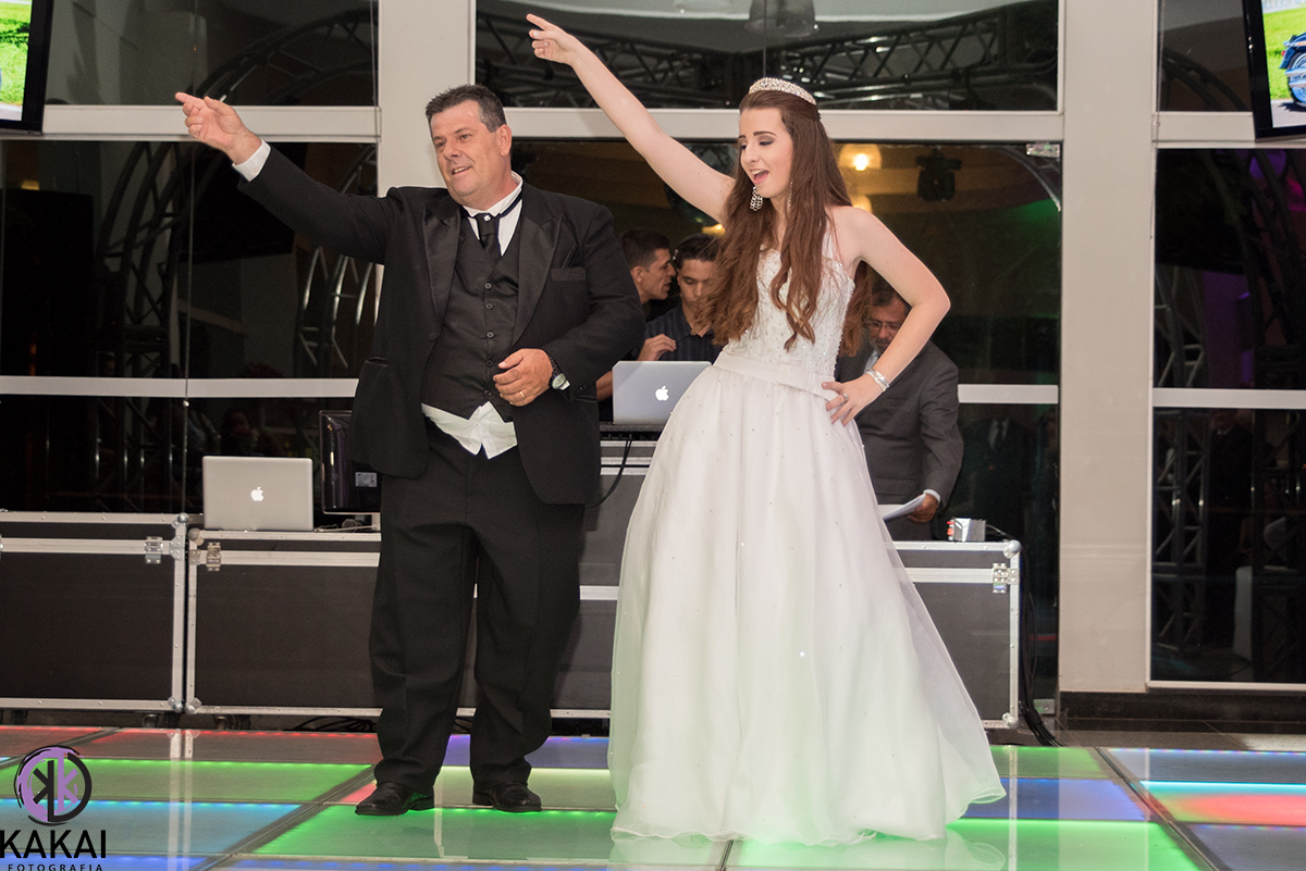 Festa de Debutante, Anivers&aacute;rio de 15 anos, Princesa, realizado por Kakai Fotografia em apoio a Saulo de Jesus Fotografia de Tayna Rebello