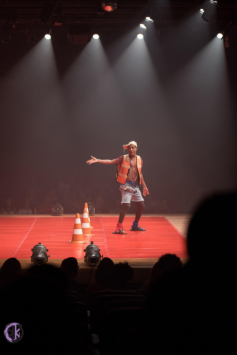 Fotografia de Teatro, Espet&aacute;culo Teatral, Evento Cultural, Com&eacute;dia, Humor, Alegria, Standup, Cara Limpa, Personagem, Ator, Artista, por Kakai Fotografia,