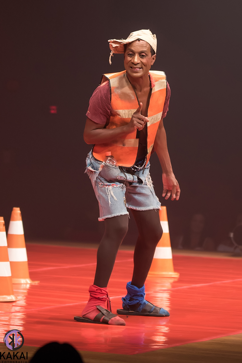 Fotografia de Teatro, Espet&aacute;culo Teatral, Evento Cultural, Com&eacute;dia, Humor, Alegria, Standup, Cara Limpa, Personagem, Ator, Artista, por Kakai Fotografia,