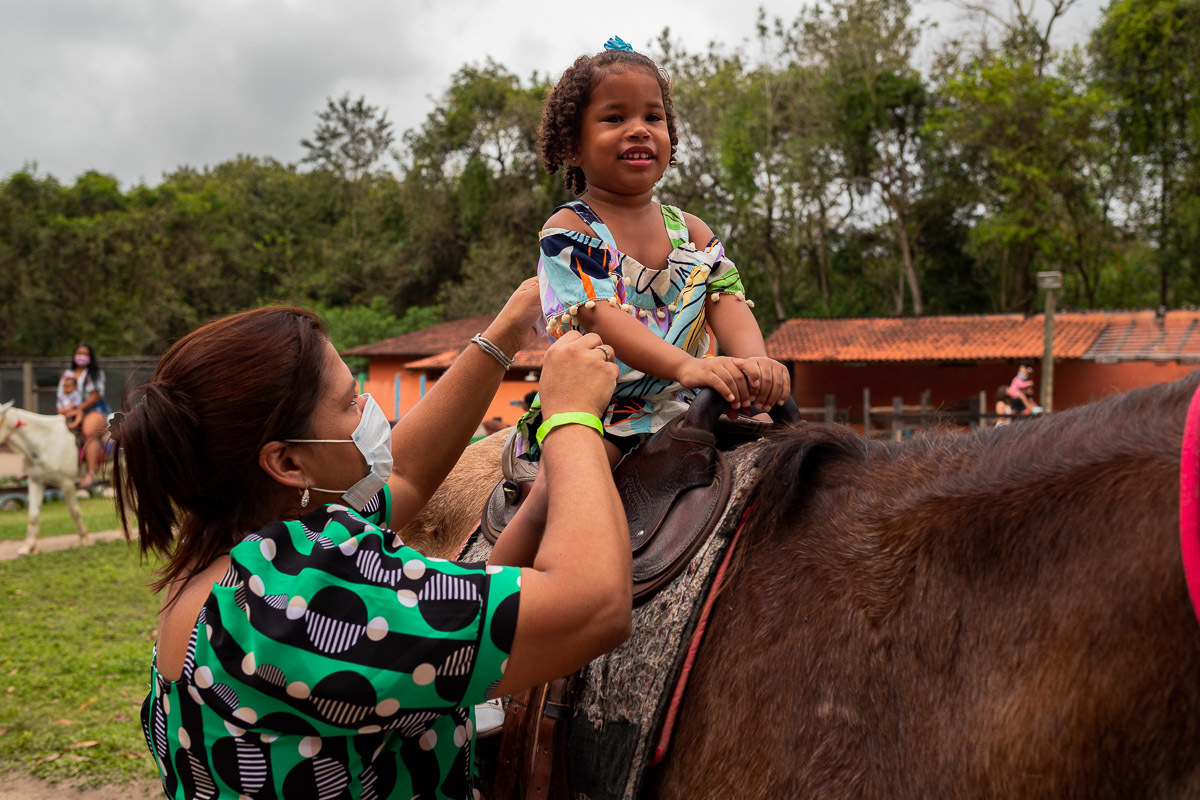 Fotografia Documental de Família Rio de Janeiro, Fazendinha Rio, Ensaio de Família, Carol Salgado Fotografia