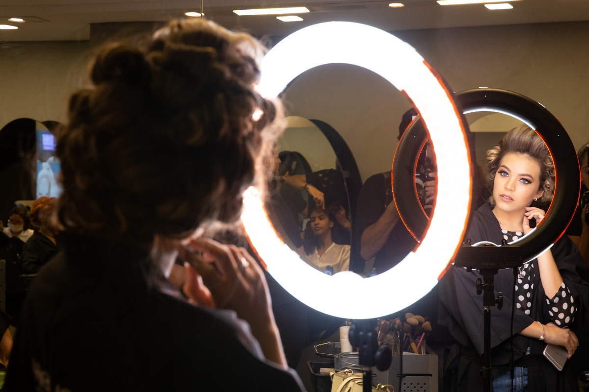 Editorial Cabelo e Maquiagem por Hélio Diff www.marcelogomesfotografia.com @marcelogomesfotografia noiva beleza voucasar casamento #makeup #casamento #noiva wedding @wedding wedding fotografodecasamento #fotografodecasamento