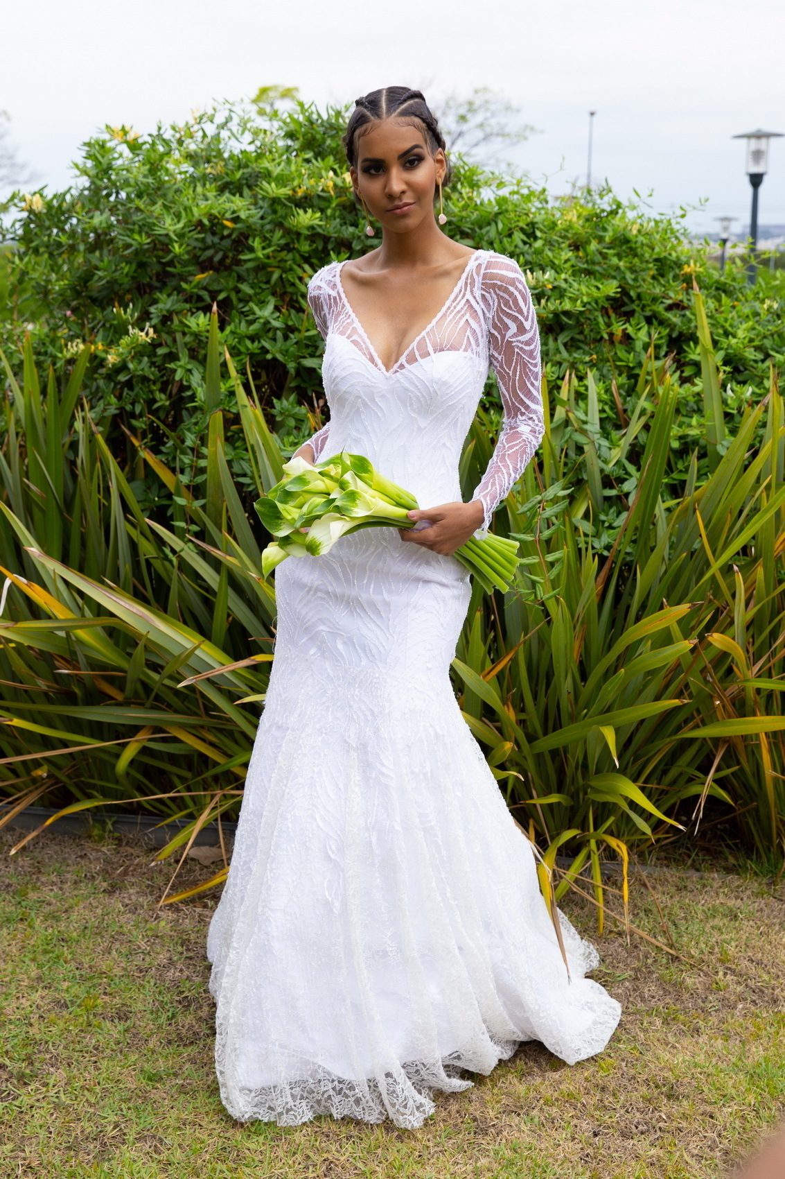 Editorial Cabelo e Maquiagem por Hélio Diff www.marcelogomesfotografia.com @marcelogomesfotografia noiva beleza voucasar casamento #makeup #casamento #noiva wedding @wedding wedding fotografodecasamento #fotografodecasamento
