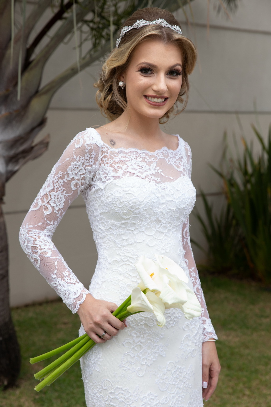 Editorial Cabelo e Maquiagem por Hélio Diff www.marcelogomesfotografia.com @marcelogomesfotografia noiva beleza voucasar casamento #makeup #casamento #noiva wedding @wedding wedding fotografodecasamento #fotografodecasamento