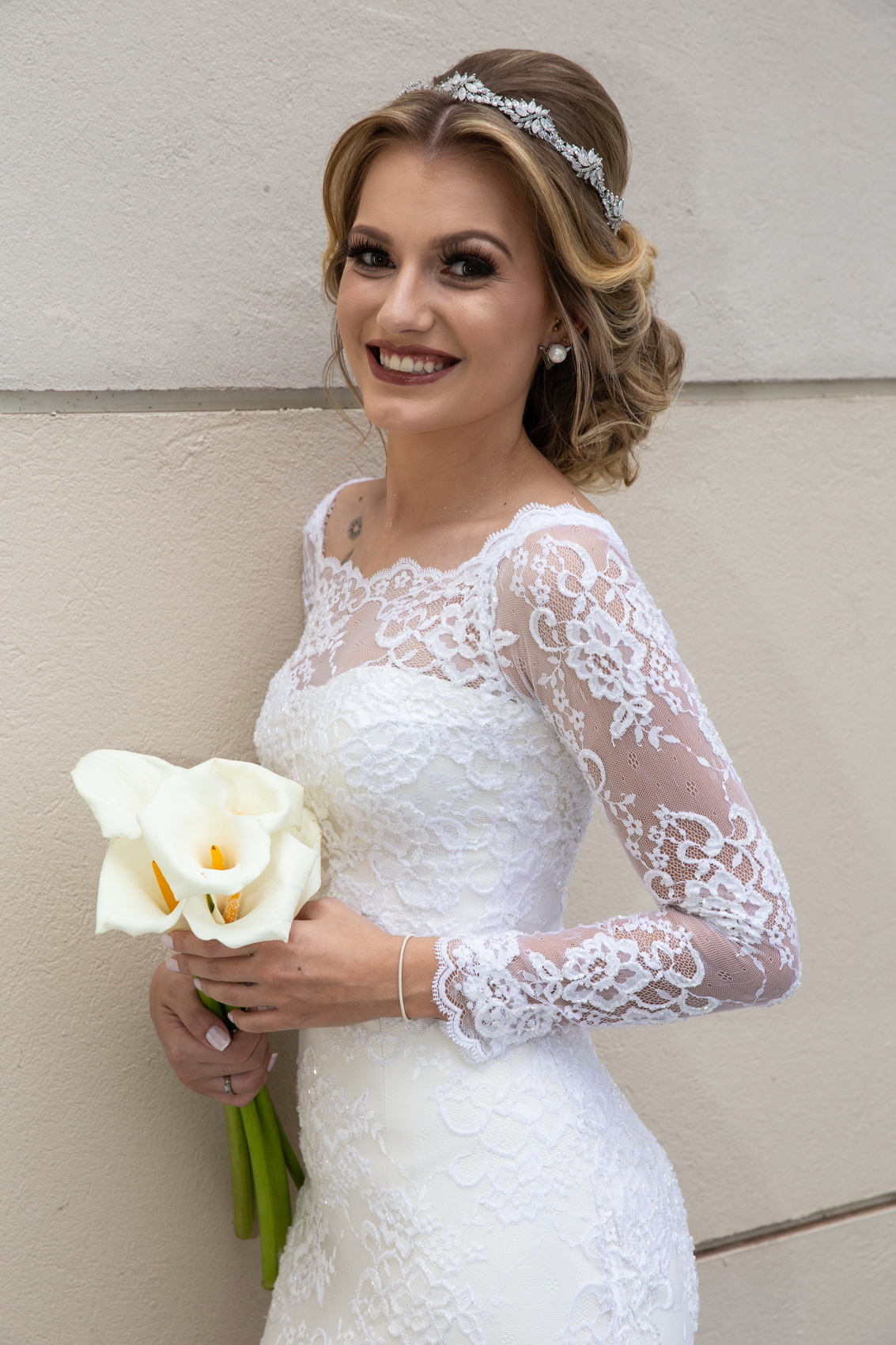 Editorial Cabelo e Maquiagem por Hélio Diff www.marcelogomesfotografia.com @marcelogomesfotografia noiva beleza voucasar casamento #makeup #casamento #noiva wedding @wedding wedding fotografodecasamento #fotografodecasamento bride #bride