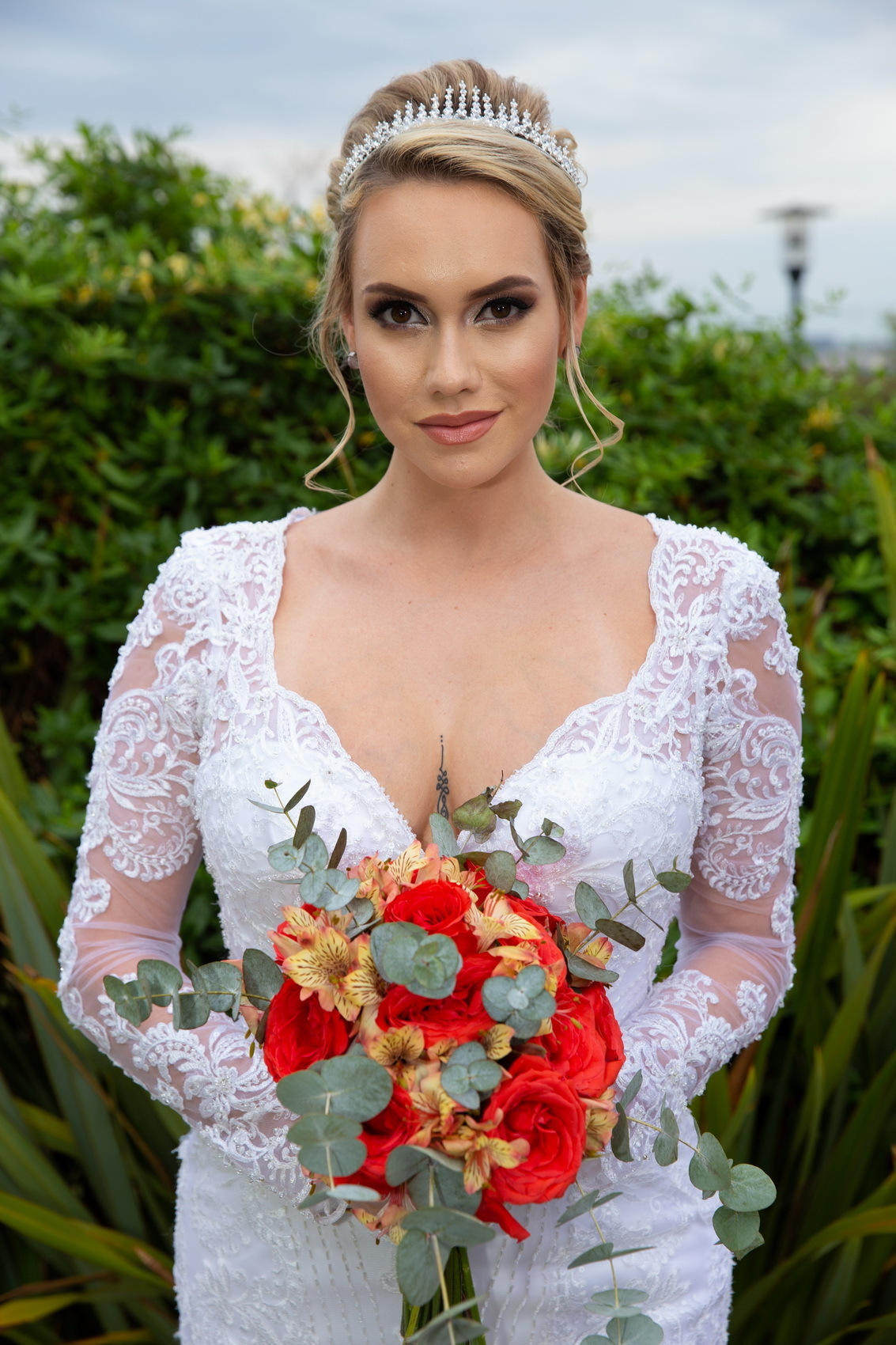 Editorial Cabelo e Maquiagem por Hélio Diff www.marcelogomesfotografia.com @marcelogomesfotografia noiva beleza voucasar casamento #makeup #casamento #noiva wedding @wedding wedding fotografodecasamento #fotografodecasamento bride #bride