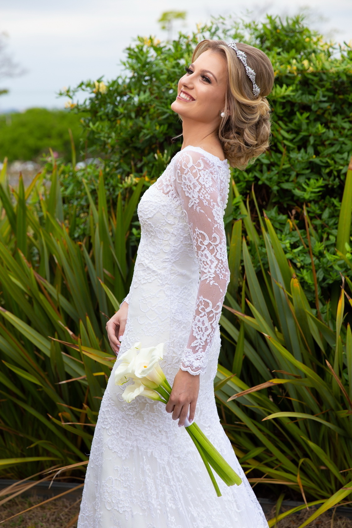 Editorial Cabelo e Maquiagem por Hélio Diff www.marcelogomesfotografia.com @marcelogomesfotografia noiva beleza voucasar casamento #makeup #casamento #noiva wedding @wedding wedding fotografodecasamento #fotografodecasamento bride #bride