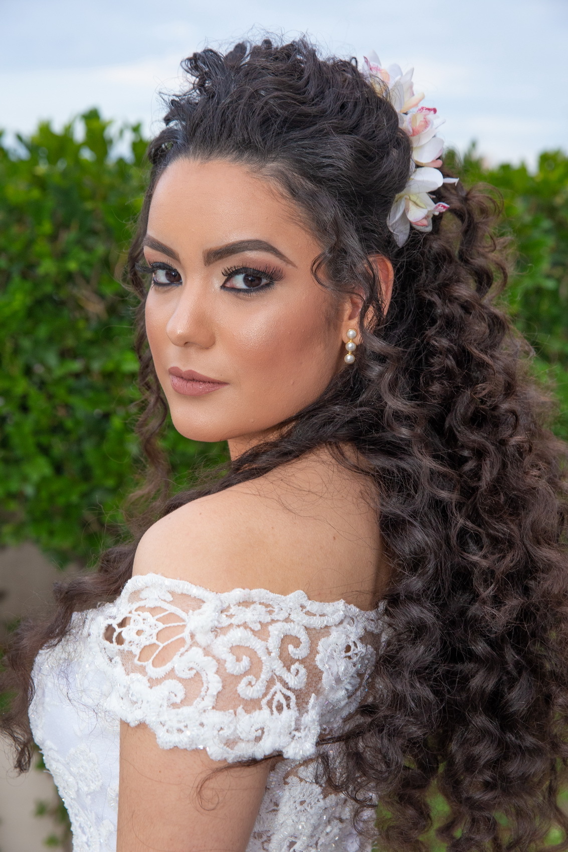 Editorial Cabelo e Maquiagem por Hélio Diff www.marcelogomesfotografia.com @marcelogomesfotografia noiva beleza voucasar casamento #makeup #casamento #noiva wedding @wedding wedding fotografodecasamento #fotografodecasamento bride #bride