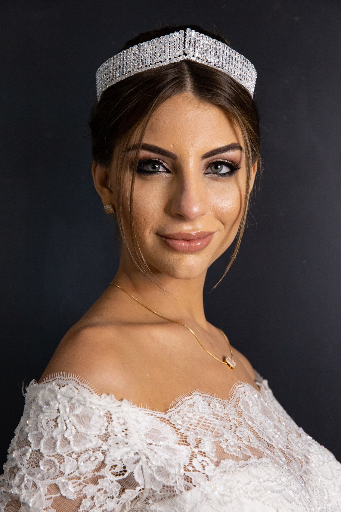 Editorial Cabelo e Maquiagem por Hélio Diff www.marcelogomesfotografia.com @marcelogomesfotografia noiva beleza voucasar casamento #makeup #casamento #noiva wedding @wedding wedding fotografodecasamento #fotografodecasamento bride #bride  @biaguiar98 