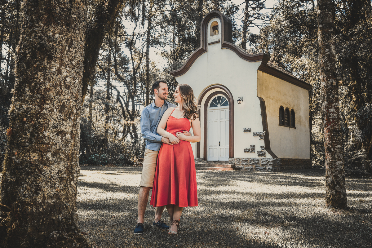 Lindas fotos de Noivos na Igrejinha de Ana Rech de Caxias do Sul -RS