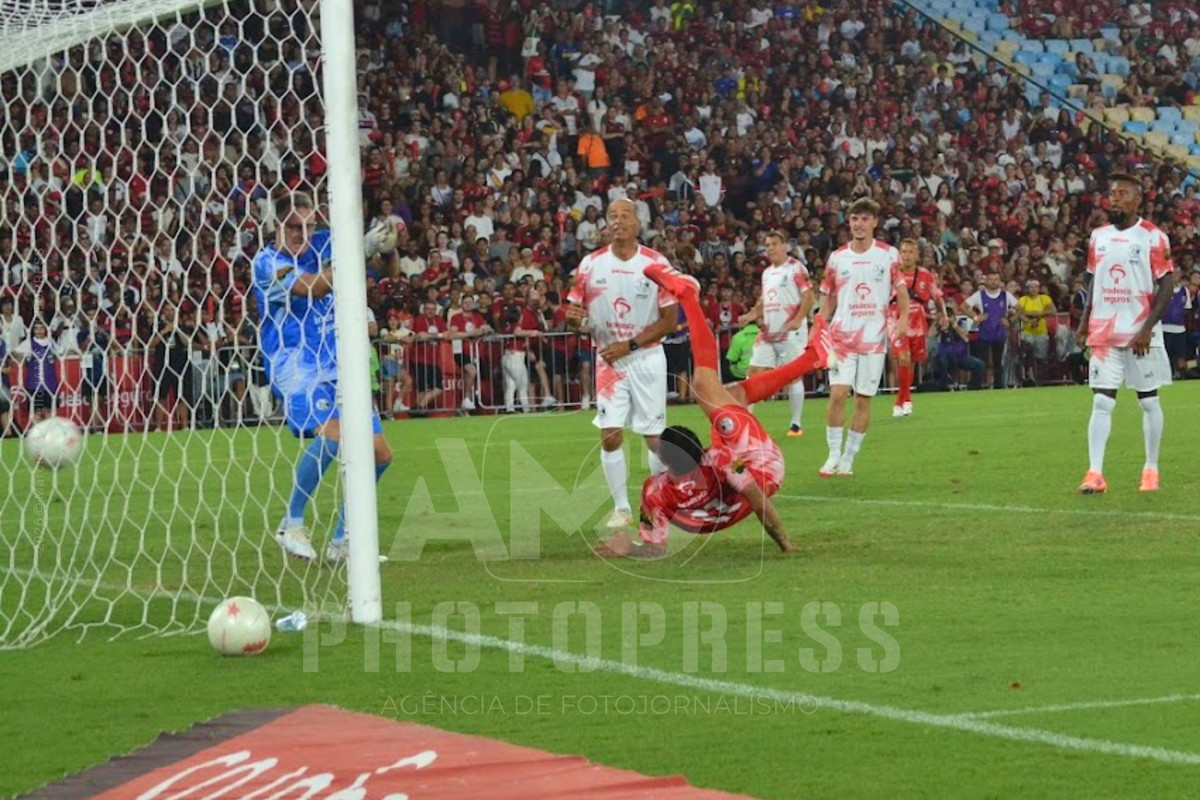 Fotos: Marcio Curvello | AMC PHOTOPRESS

2025 © AMC Photopress. Todos os direitos reservados - Lei 9610/98.