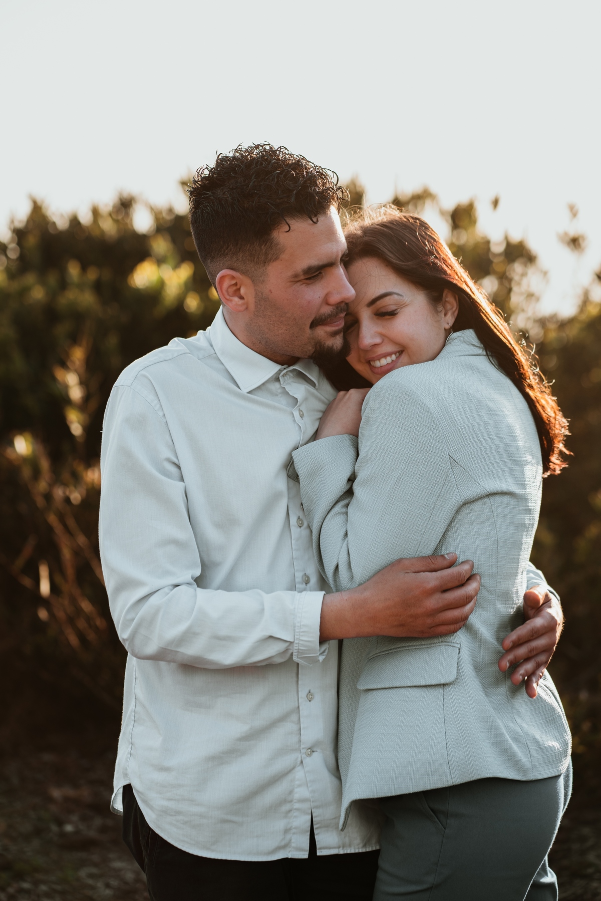 Diana e Christophe, esmoriz, foto casal pôr-so-sol cortegaça, foto casal pôr-so-sol maceda, engagement maceda, sessão engagement na praia, sessão engagement no mato, casal em ponte d emadeira esmoriz, sessão solteiros passadiços, DS STORYTELLERS