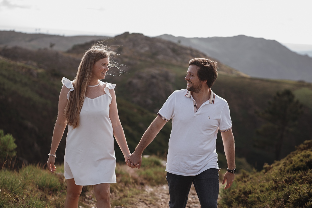 Isabella e Filipe, fotografia noivado serra da freita ao pôs-do-sol, fotografia de casamento serra da freita, sessão engagement serra da freita, ds storytellers serra da freita,