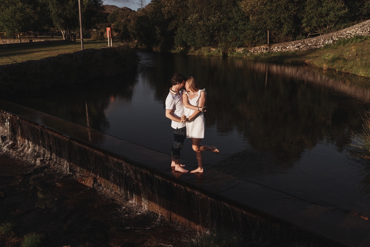 Isabella e Filipe, fotografia noivado serra da freita ao pôs-do-sol, fotografia de casamento serra da freita, sessão engagement serra da freita, ds storytellers serra da freita,