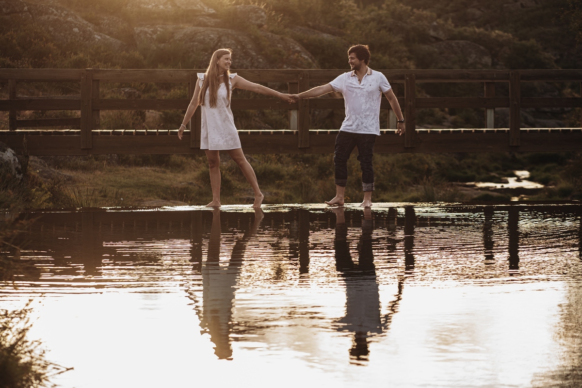 Isabella e Filipe, fotografia noivado serra da freita ao pôs-do-sol, fotografia de casamento serra da freita, sessão engagement serra da freita, ds storytellers serra da freita,