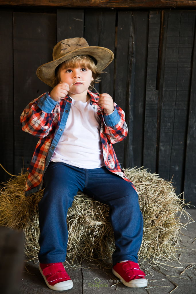 Ensaio fotográfico de família estilo country sertanejo por mariana seelinger fotografia de casamentos e familias