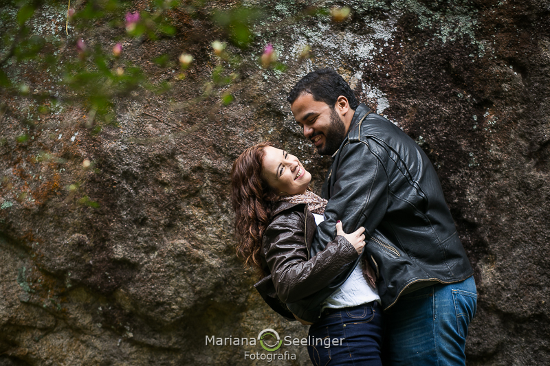 Ensaio de Casal com Ju e Caio em Teresópolis - RJ por Mariana Seelinger Fotografia