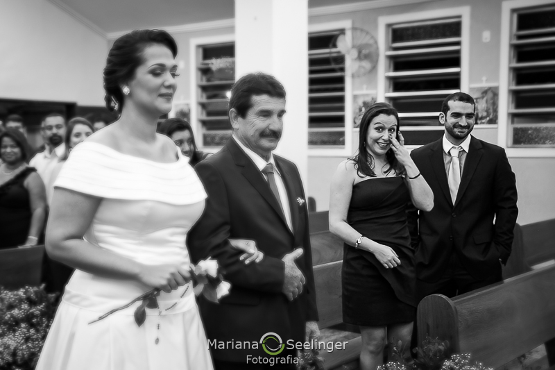 Fotos do casamento com emoção por Mariana Seelinger Fotografia