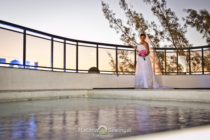 belo céu que fazia no dia na fotografia de casamento Niterói por Mariana Seelinger