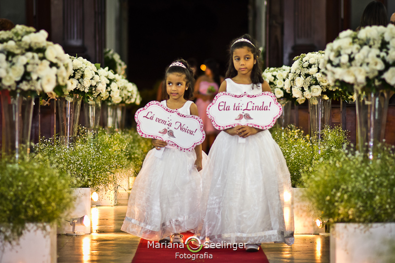 anunciando a chegada da noiva