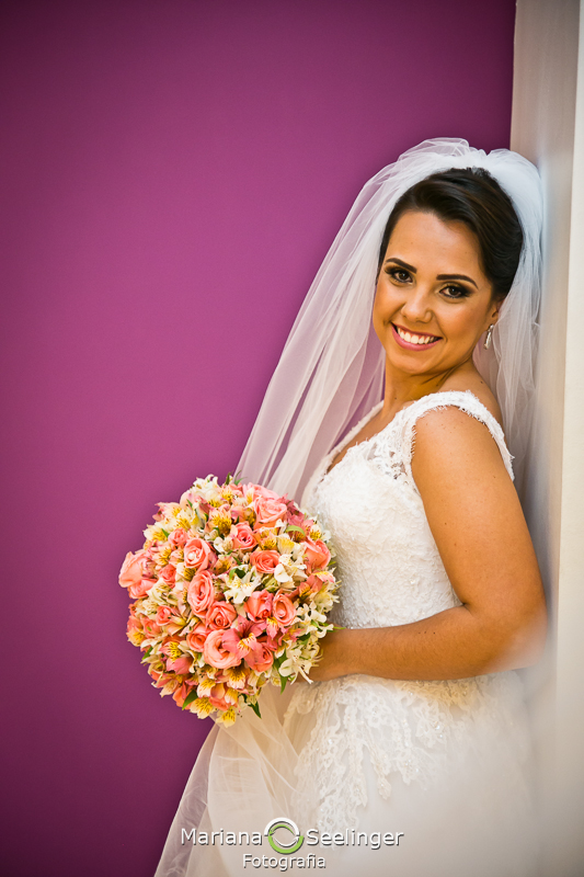 Foto de making of em hotel de niterói em casamento registrado por Mariana Seelinger Fotografia de Casamentos e Familias em Niterói RJ