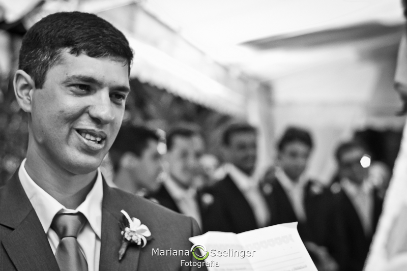 fotos emocionantes do dia do casamento no alto da boa vista RJ em registro de Mariana Seelinger Fotografia