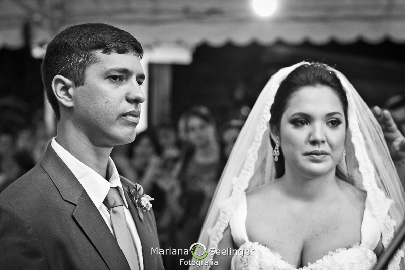 fotos emocionantes do dia do casamento no alto da boa vista RJ em registro de Mariana Seelinger Fotografia