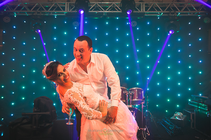 Fotos de casamento em ICB Iate Clube Brasileiro em Niterói RJ por Mariana Seelinger