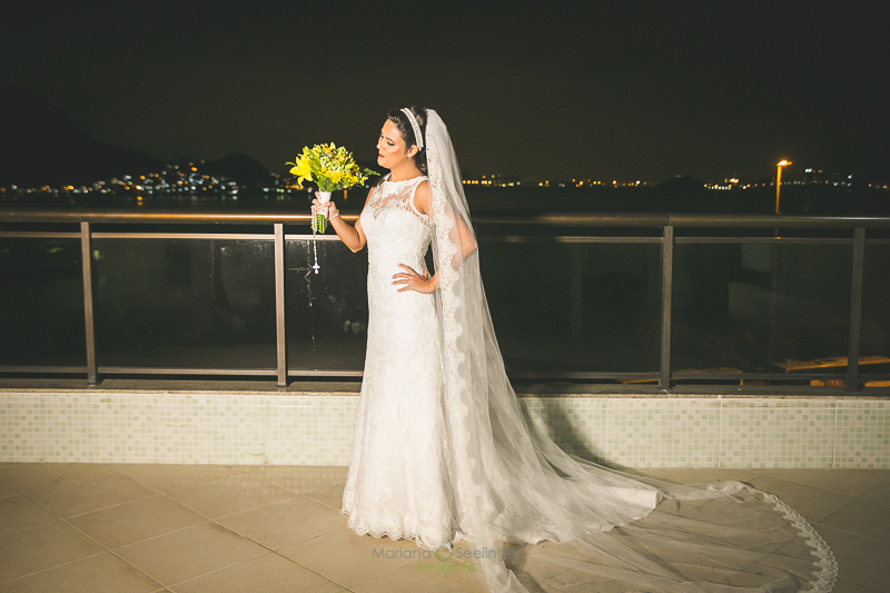 Making of da noiva em hotel fotos de casamento de Mariana Seelinger fotógrafa da casamentos e famílias RJ