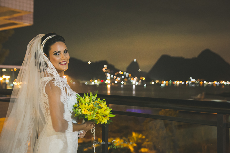 Making of da noiva em hotel fotos de casamento de Mariana Seelinger fotógrafa da casamentos e famílias RJ