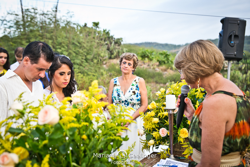 Familiares dos noivos em fotografia de Mariana Seelinger Fotógrafa de Casamentos em Niterói e RJ