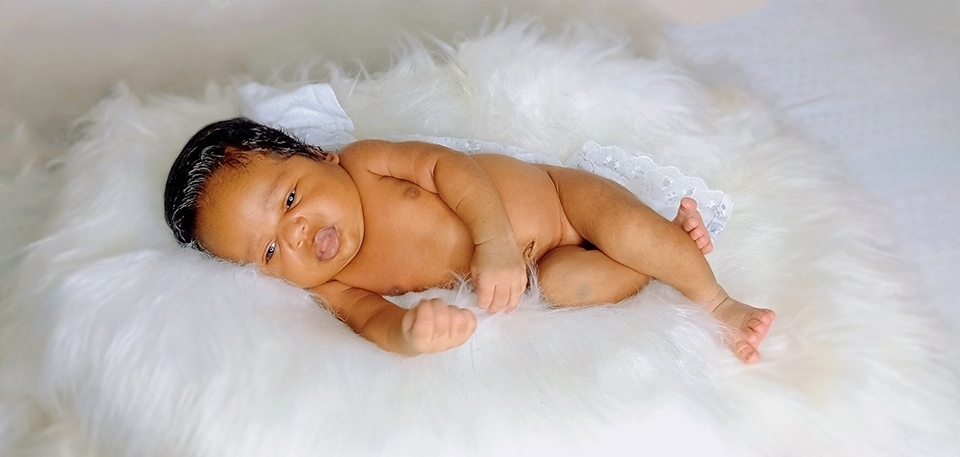  Newborn 