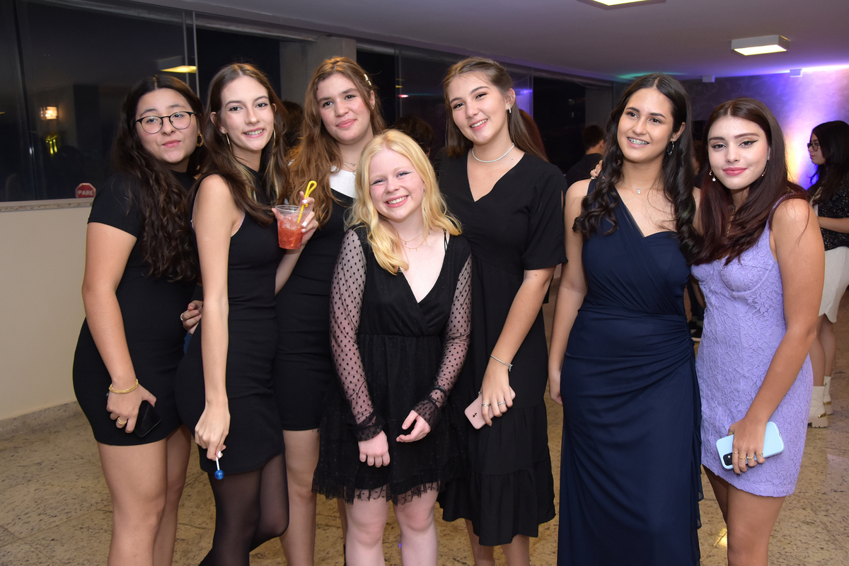 fotos de festa de 15 anos no meu prédio