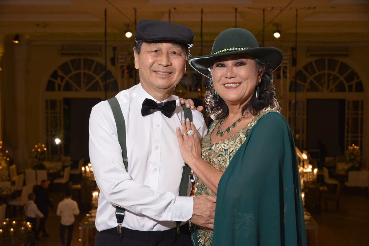 Bodas de Esmeralda no espaço da corte