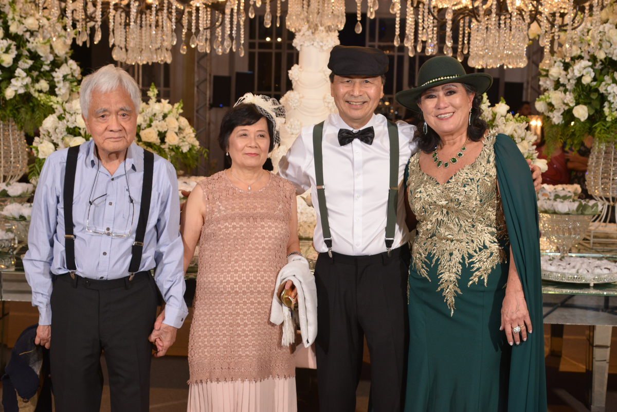 Festa de Bodas de Esmeralda  No Espaço da Corte