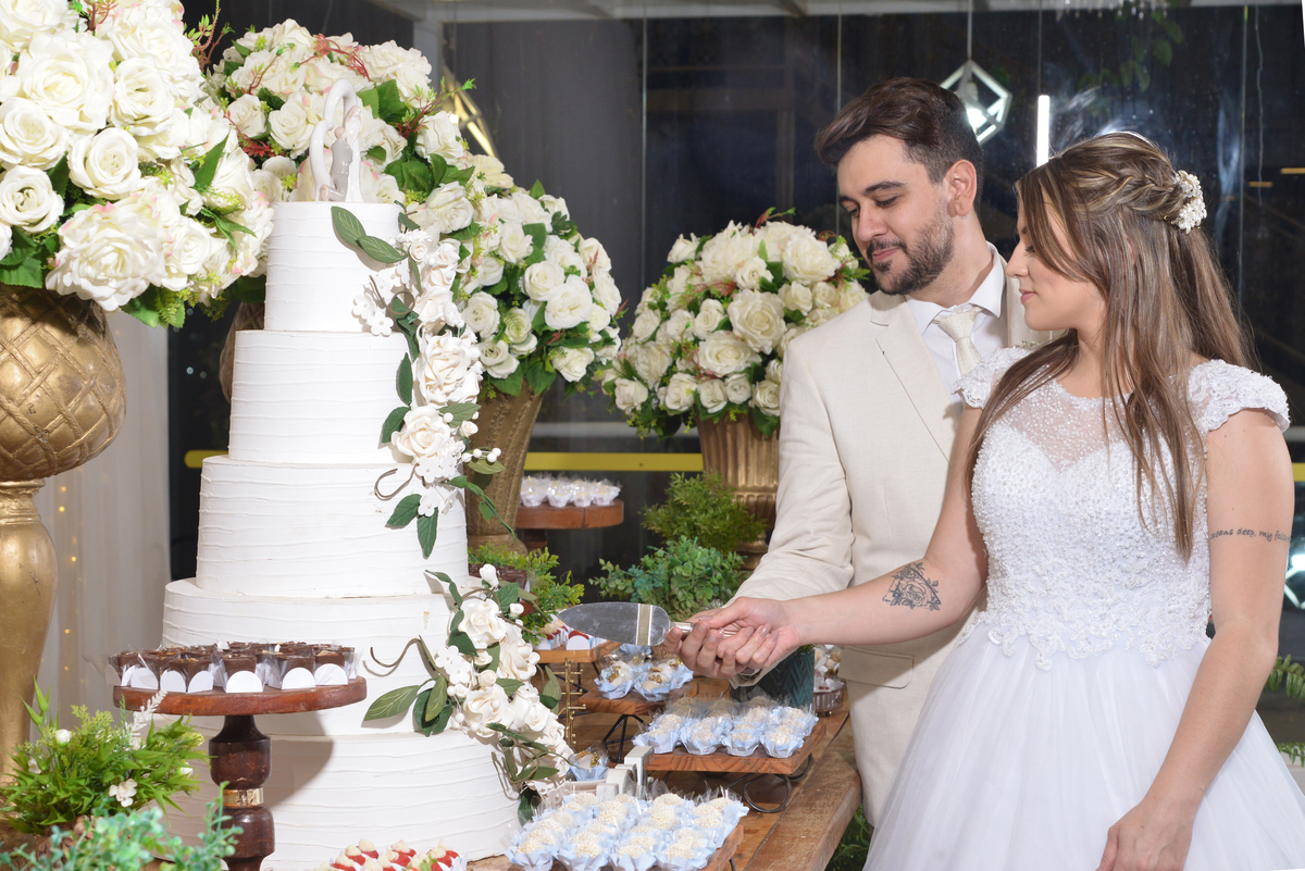 Bolo e decoração de Casamento