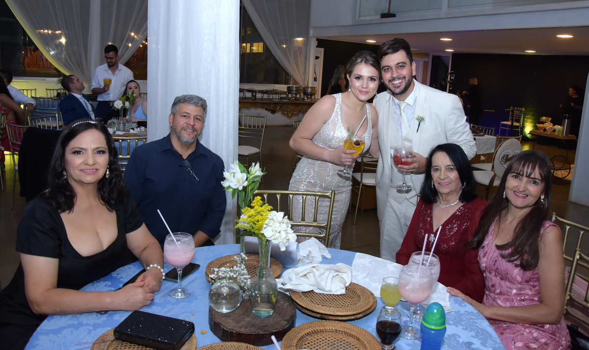 Recepção de casamento no salão Cerrado Palace Eventos